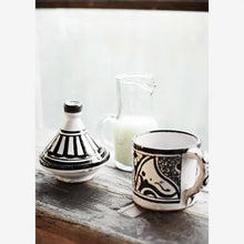 Load image into Gallery viewer, Recycled Bubble Glass Jug with Handle