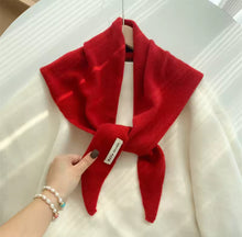 Load image into Gallery viewer, Merino Wool Triangle Scarf
