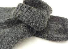 Load image into Gallery viewer, Mongolian Cashmere Ankle Socks
