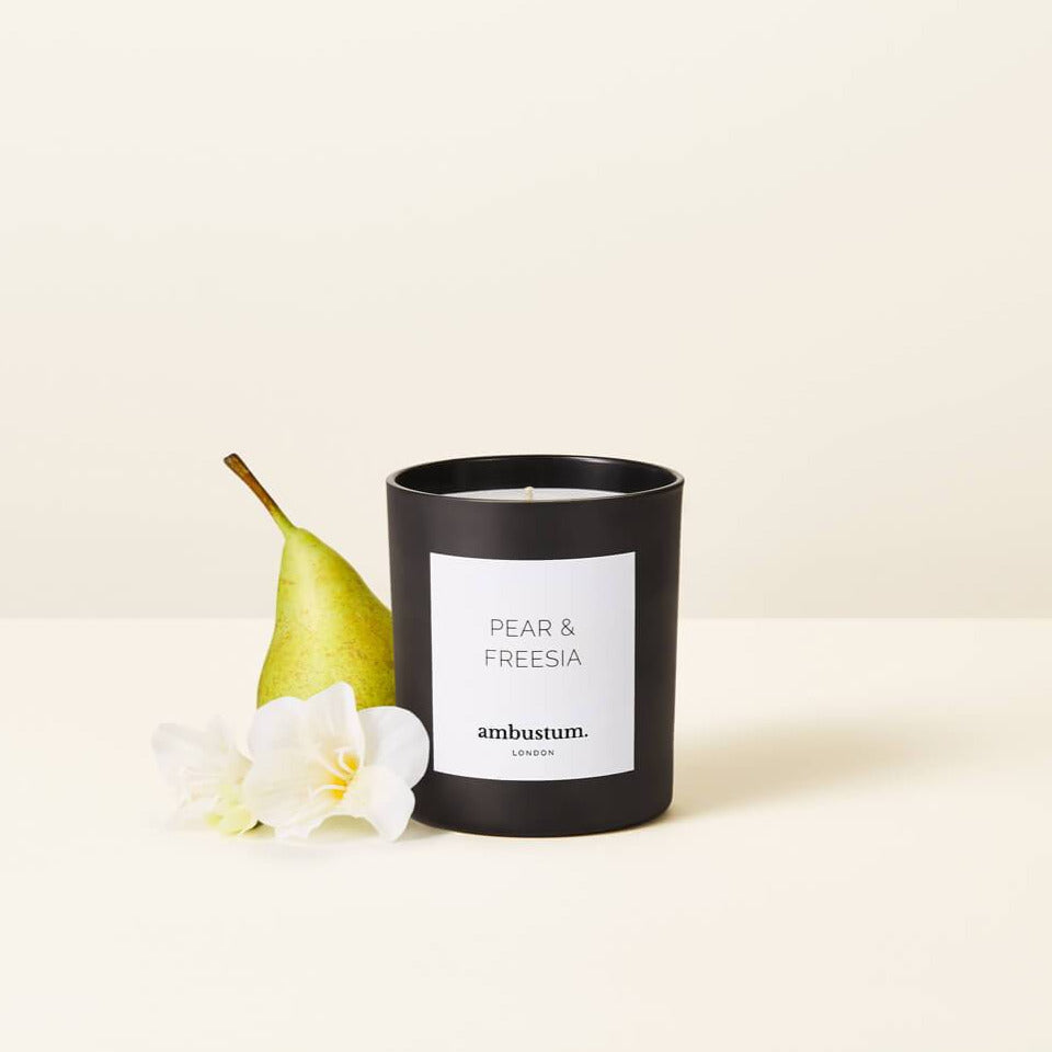 Pear & Freesia Hand-Poured Candle 220g