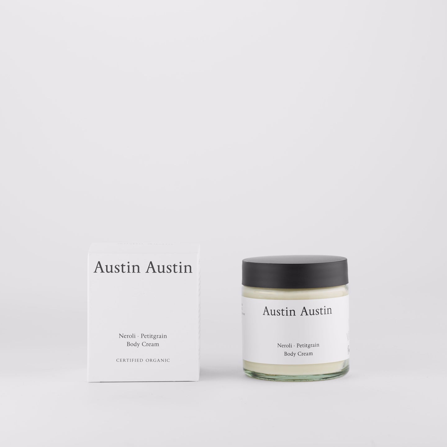 Austin Austin Organic Body lotion cream Made with betaine to soothe, moisturise & protect. Top notes of orange & grapefruit.  Middle notes of neroli & cardamom. Base notes of petitgrain & cedar wood.