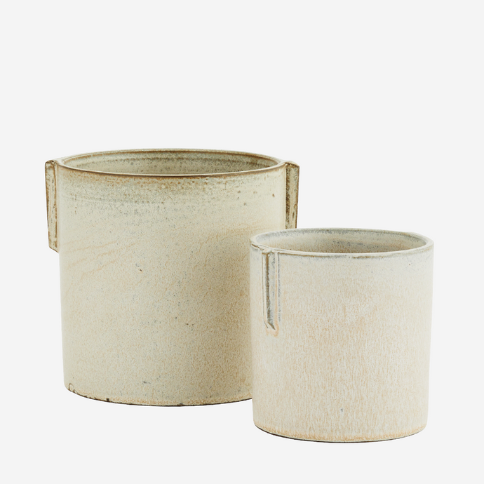 Stoneware flower pots 