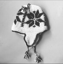 Load image into Gallery viewer, Lined Hand-Knitted Wool Hat
